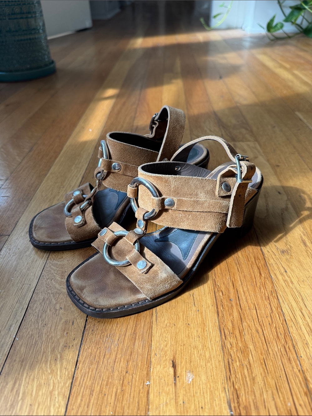 Womenβs Suede Buckle Sandal in Brown